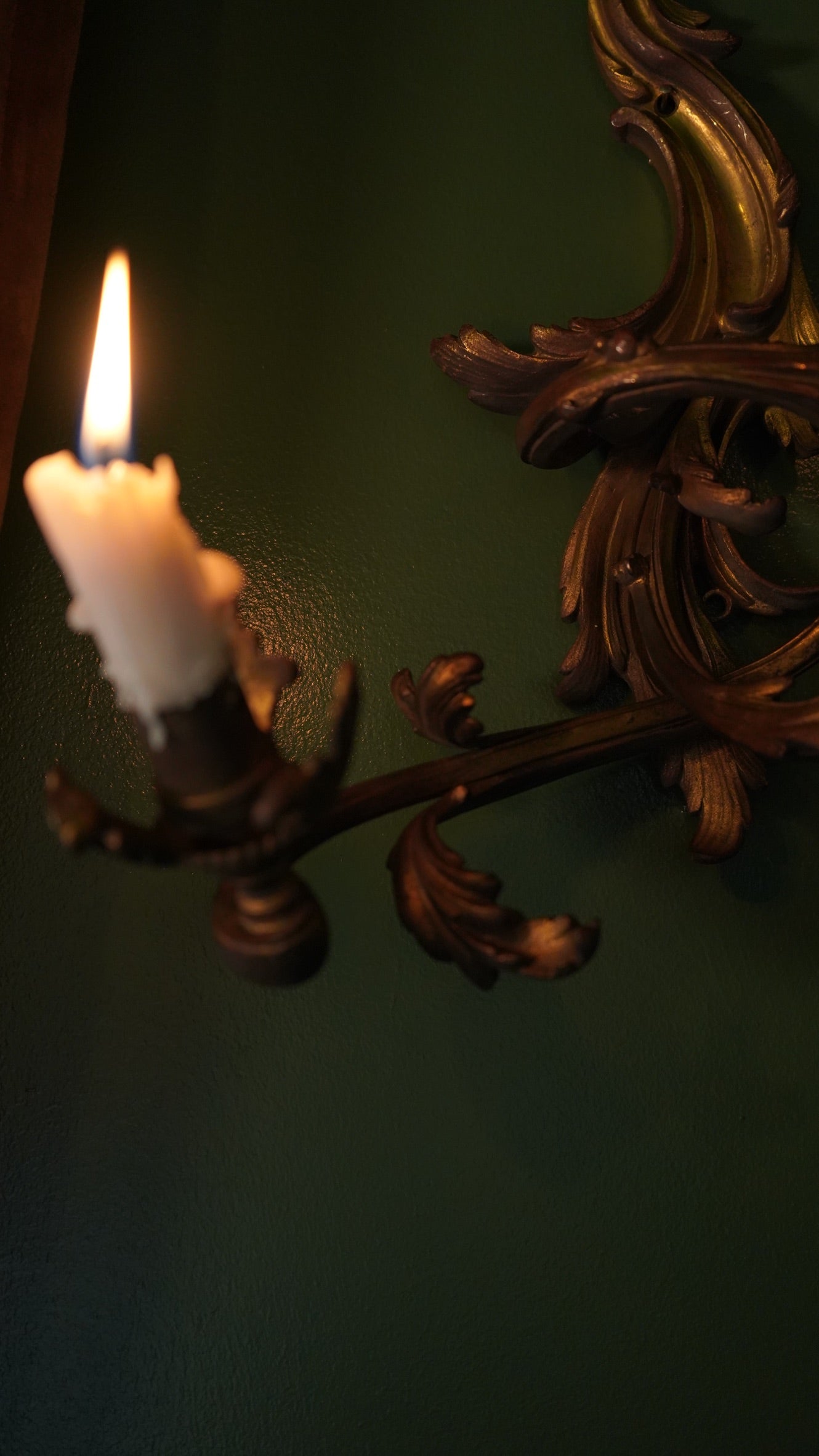 Antique French Rococo Gilt Bronze Wall Sconces (Pair) | Antique French Bronze Wall Lighting