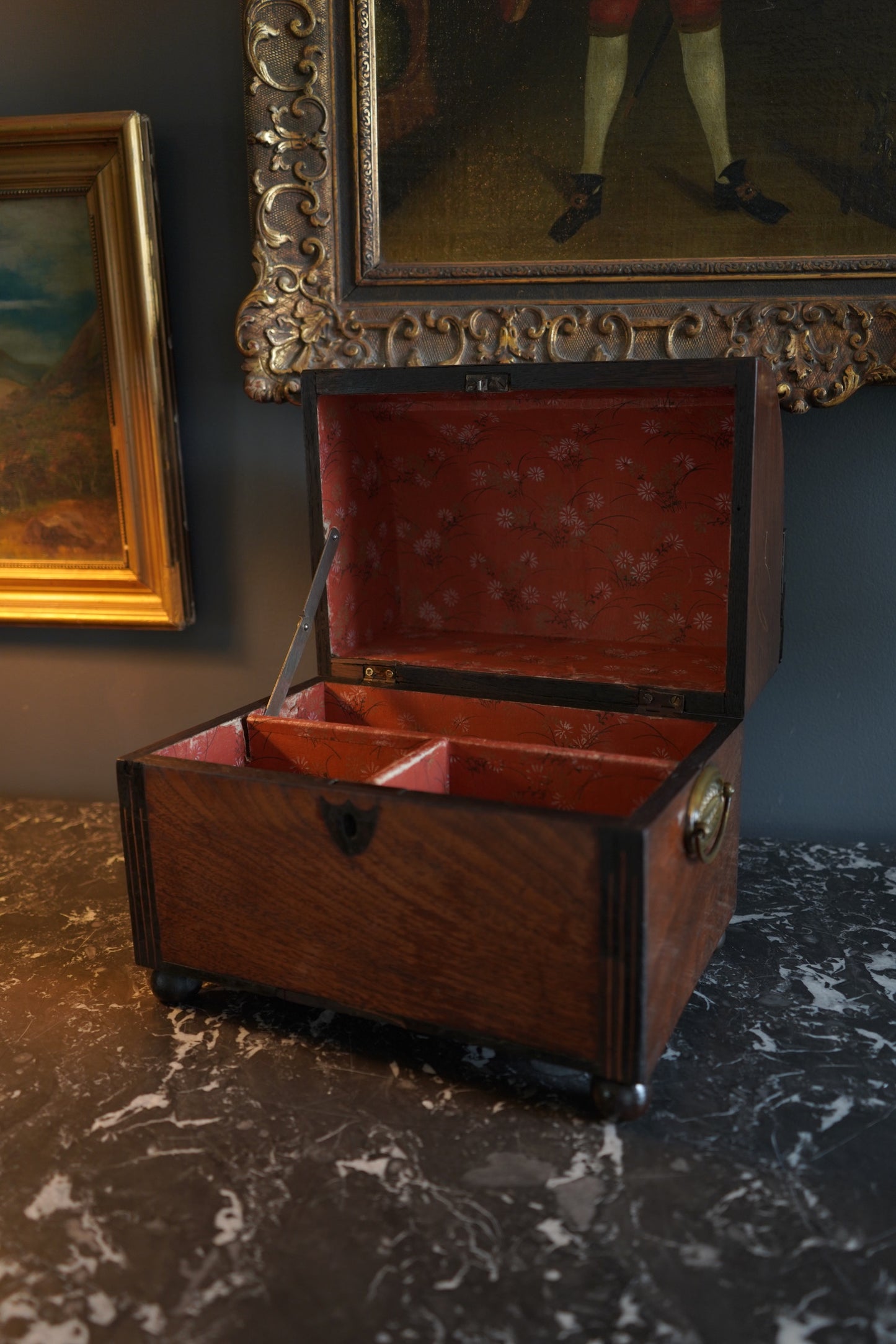 Antique Georgian Regency Mahogany Tea Caddy with Dome Lid, c.1810 – Lockable Tea Box with Lined Interior