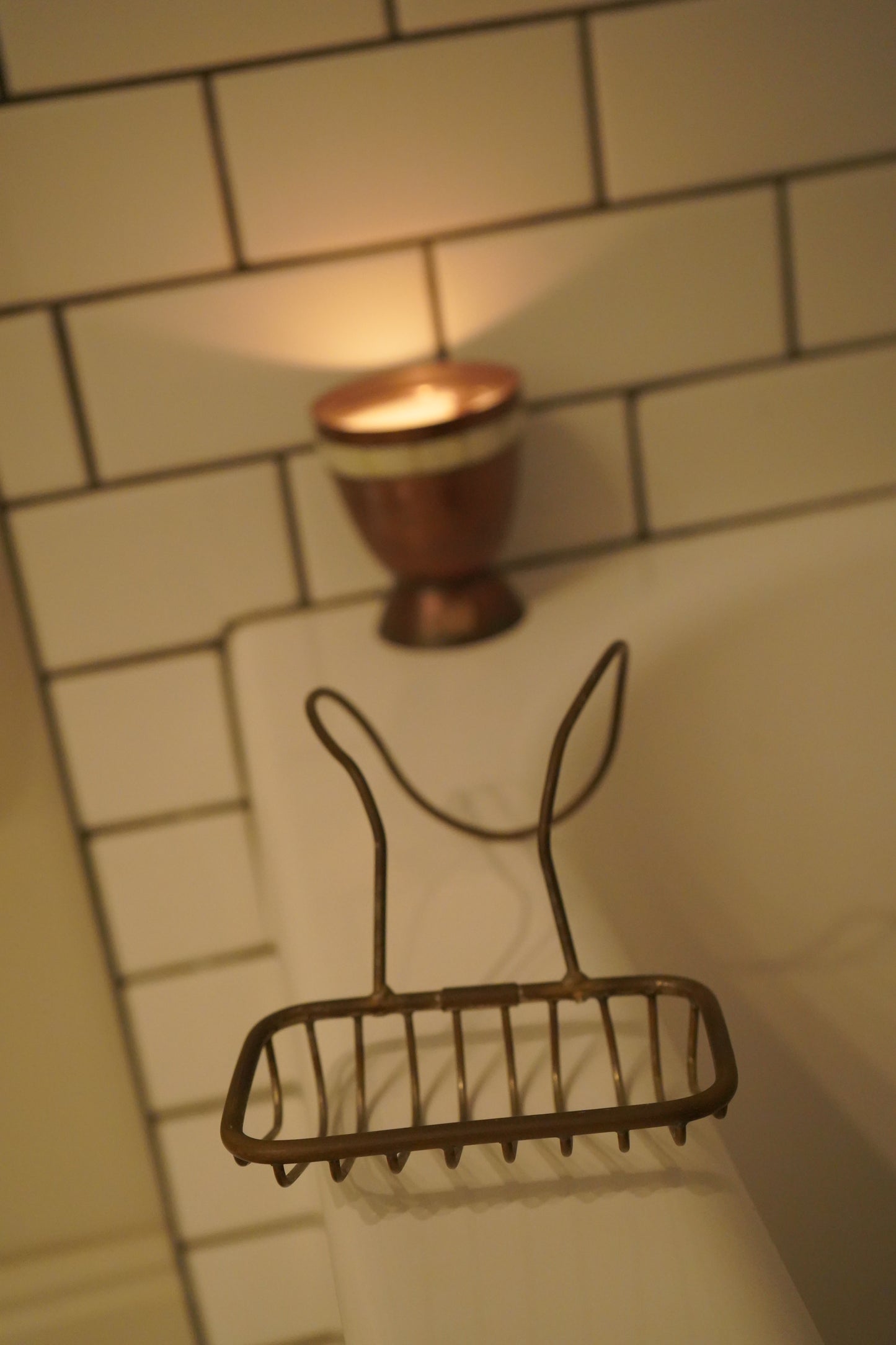 Late Victorian Brass Tub-Mounted Soap Basket