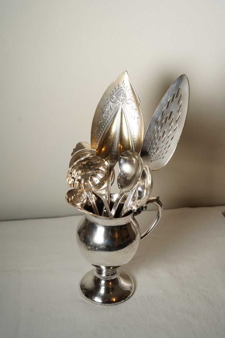 World Tableware 285 Stainless Steel Teaspoon