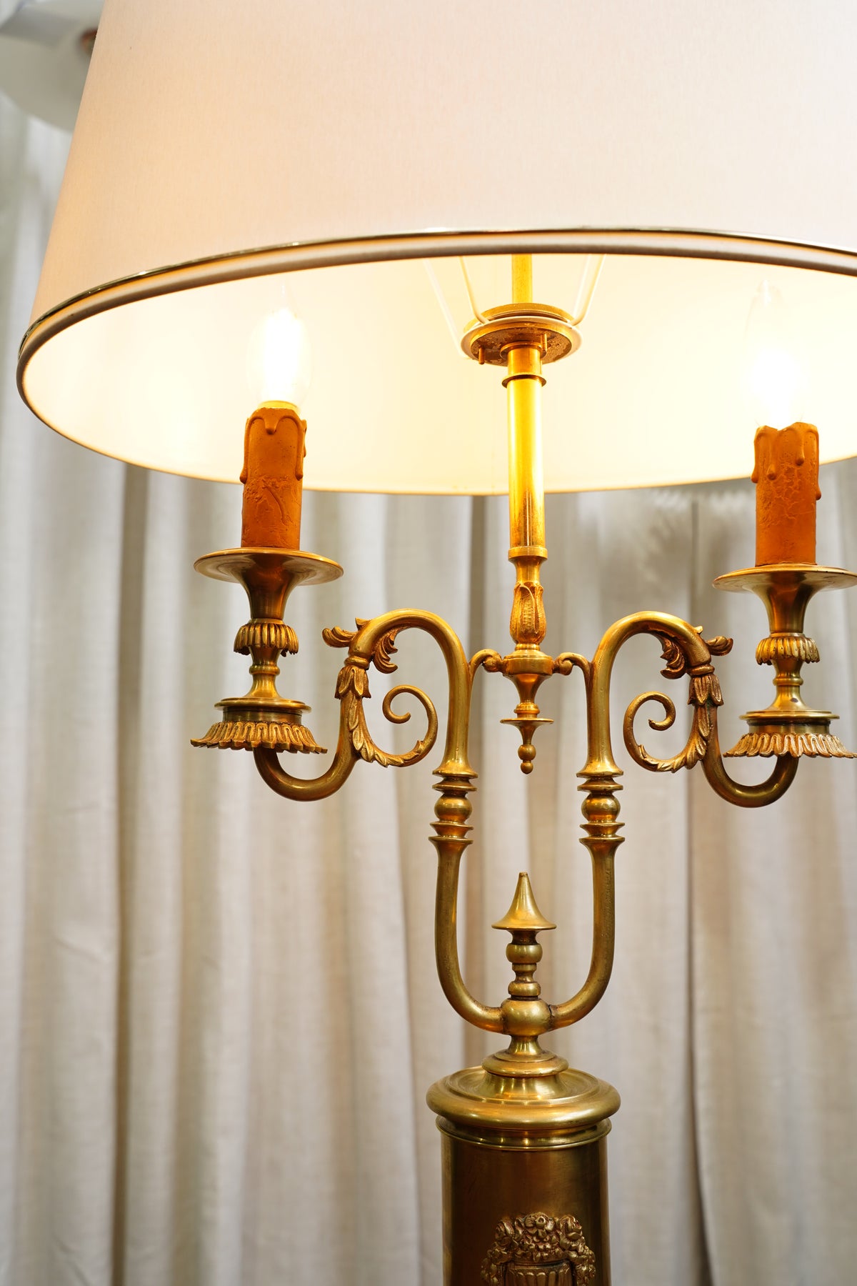 Vintage French Louis XVI Style Brass Bouillotte Lamp