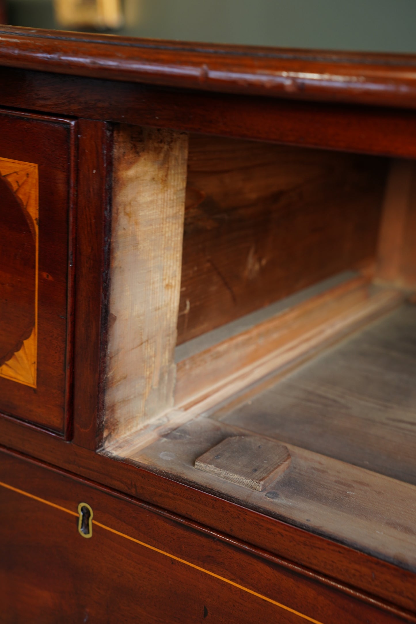 Antique Regency Mahogany Chest of Drawers