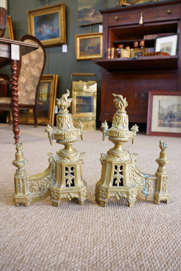 Antique Neoclassical Louis XVI-Style Brass Andirons with Urn and Flame Finials, Pair of Antique Brass Fireplace Fire Dogs
