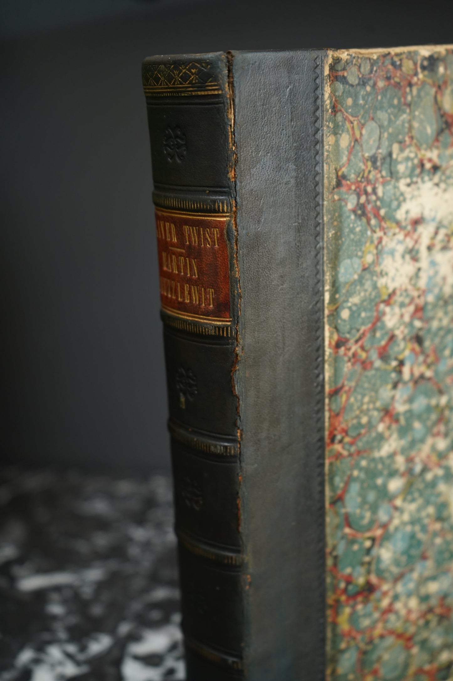 Charles Dickens Oliver Twist & Martin Chuzzlewit Victorian Leather Book